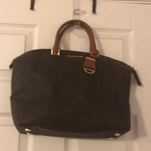 Mk Riley satchel